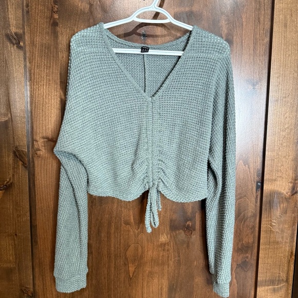 SHEIN Knit Sweaters lot of 2 green and black cropped drawstrin adjustable fronts - Picture 8 of 10